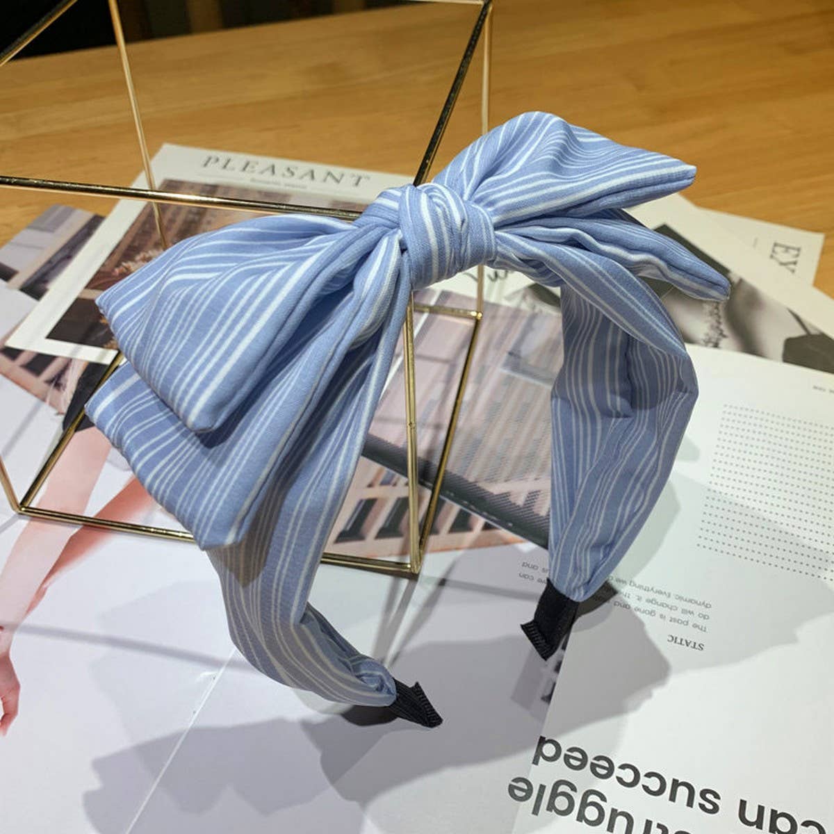 BOW-KNOT WIDE-BRIMMED FRESH STRIPED HEADBAND_CWAHA2566