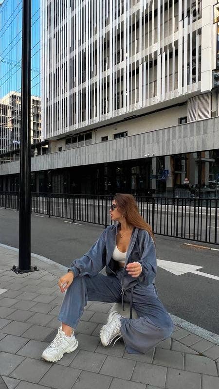 Stylish canary zipper drawstring casual suit