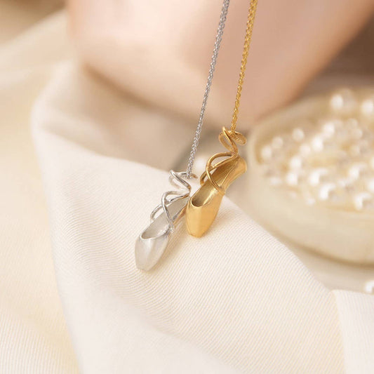 Niche ballet shoes pendant necklace_CWMM5309