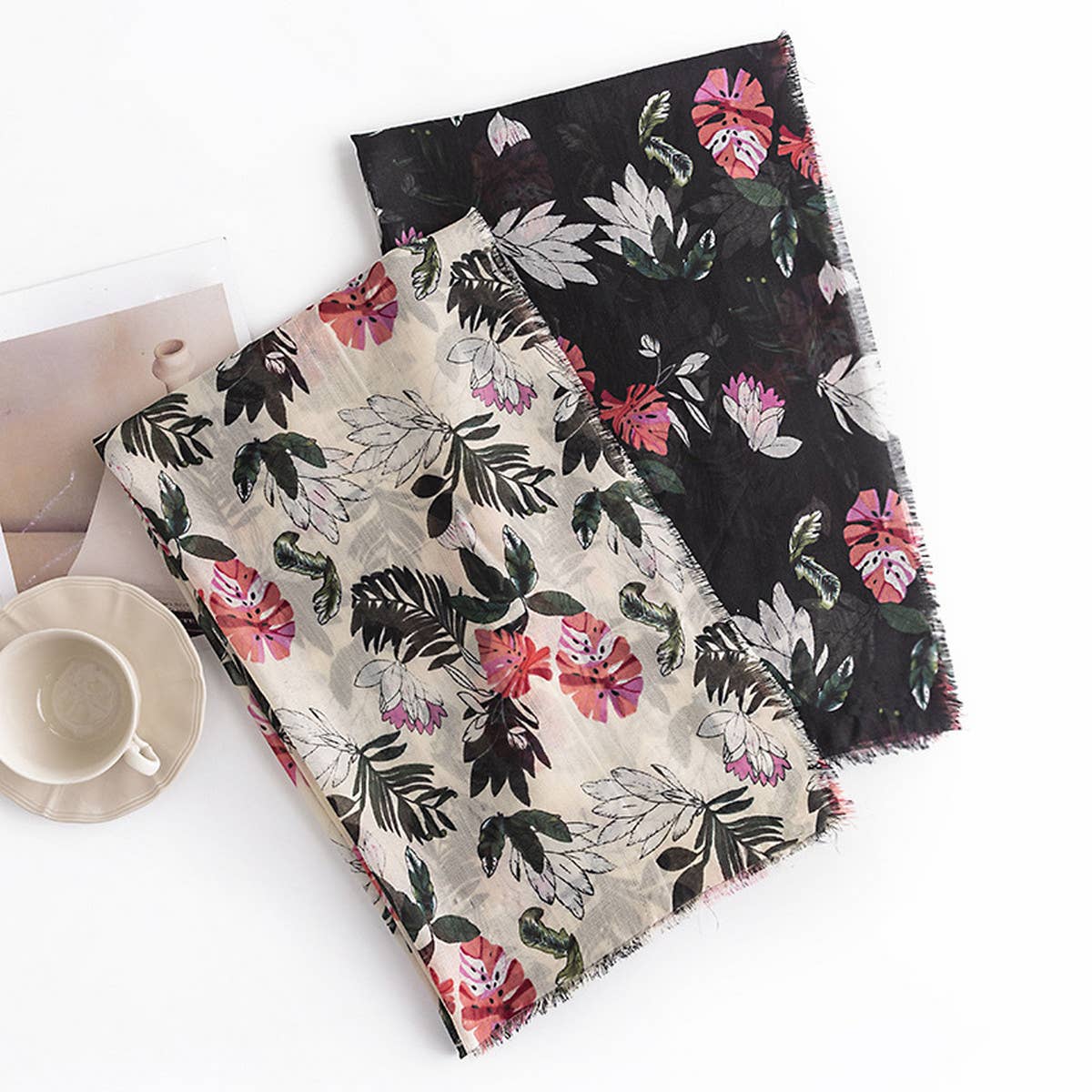 RETRO FASHION PRINTED SCARF_CWASC0482