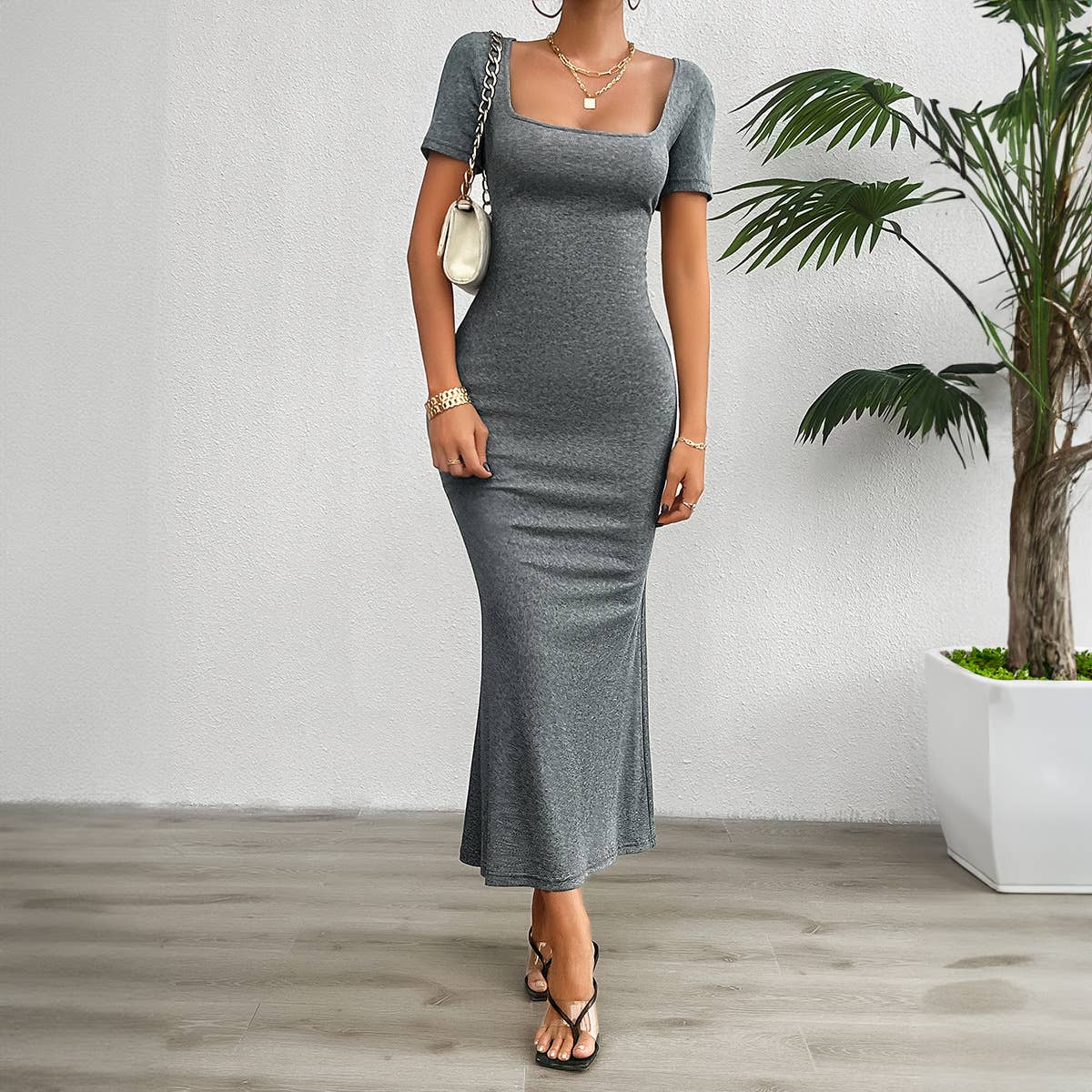 Solid color slim fit square neck bodycon dress