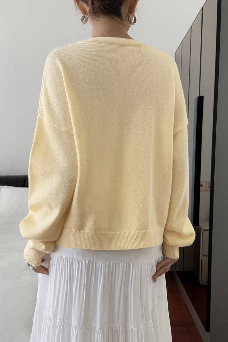 CWOCAL00771_SOLID COLOR V-NECK KNITTED CARDIGAN