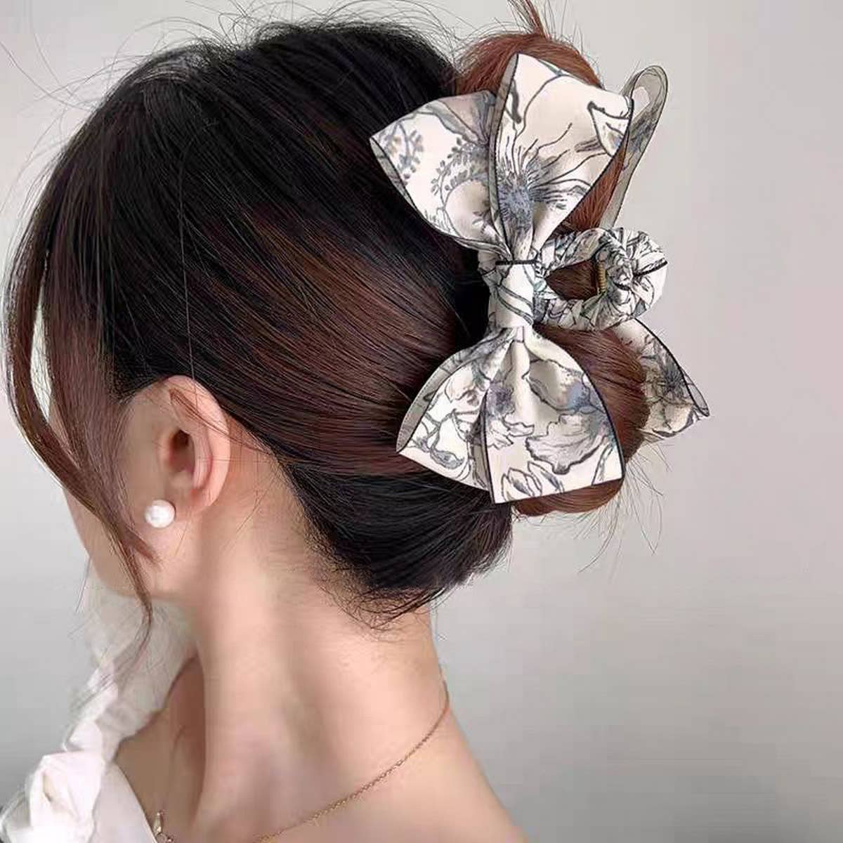 HOT SALE RETRO FLORAL BOW CLIP