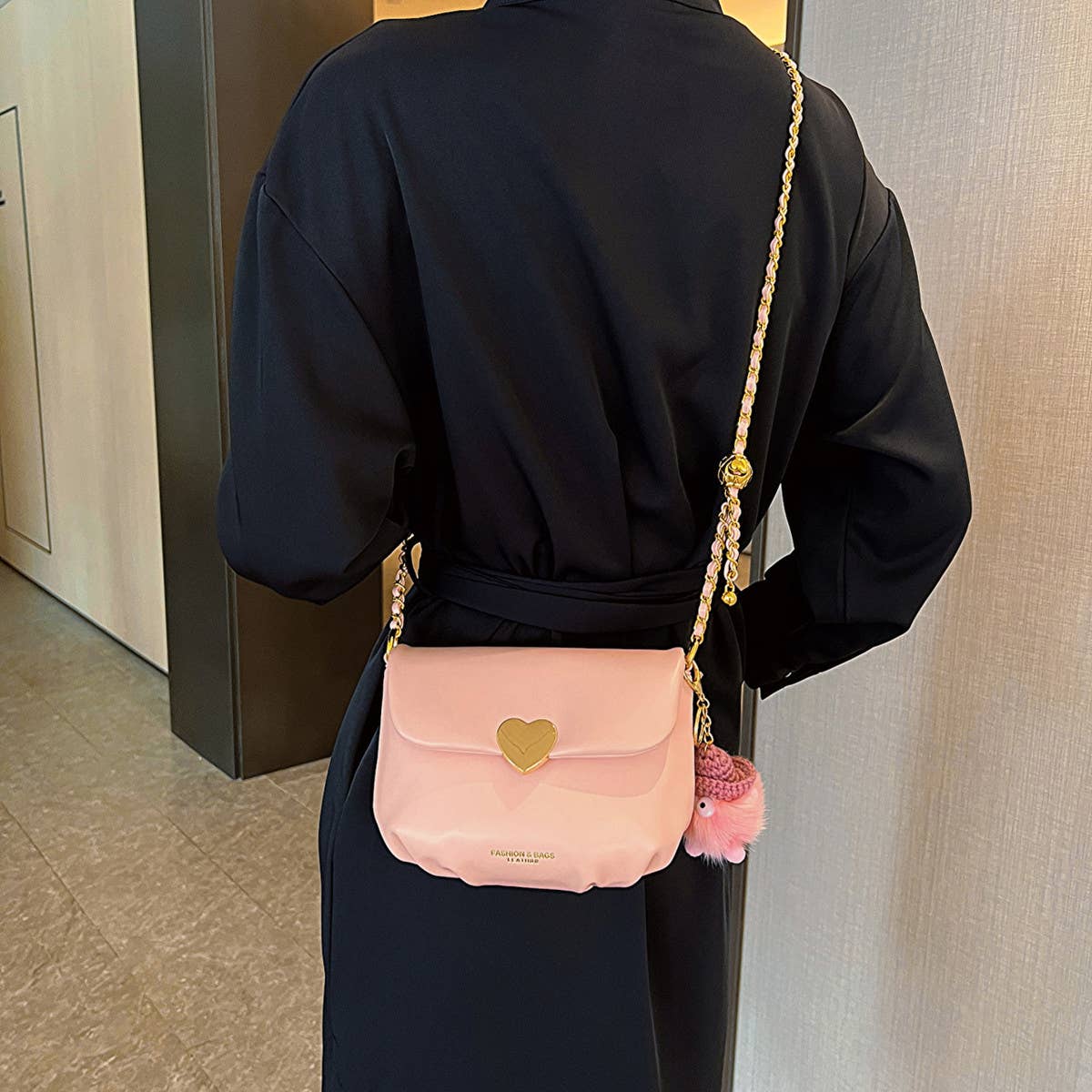 WOMEN CHAIN SMALL GOLD BALL SHOULDER BAG_CWAB1561