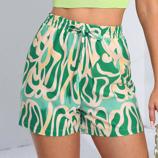 Printed elastic-waist lace-up casual shorts