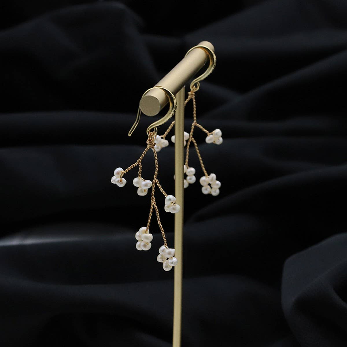 NEW HIGH-END FASHION LONG PEARL EARRINGS