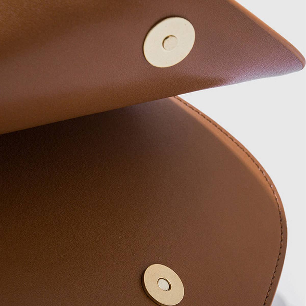 POPULAR WIDE SHOULDER STRAP SADDLE BAG FOR WOMEN_CWAB3421