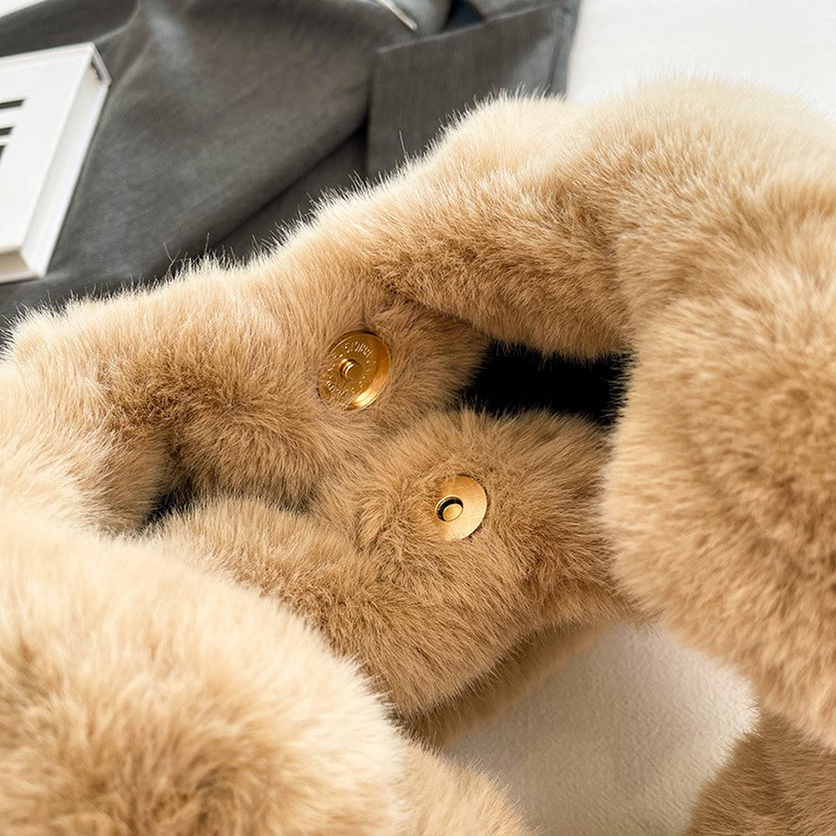 WINTER PLEATED DUMPLING BAG ONE-SHOULDER PLUSH BAG_CWAB3944