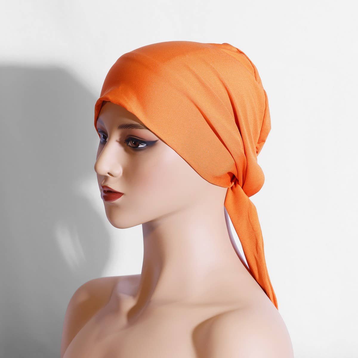 ARC-SHAPED TWO-TAIL CLASSIC ETHNIC HEADSCARF_CWASC2446