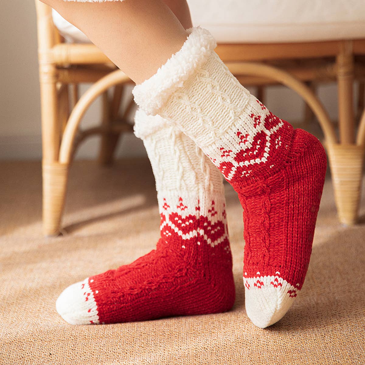 HOME CHRISTMAS WARM PLUSH INDOOR SLIPPERS