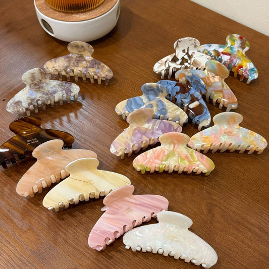 CWAHA4493_FEMALE BACK OF HEAD SHARK CLIP SIMPLE HAIR CLIP