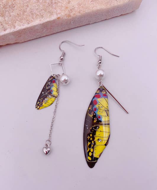 Fashionable imitation cicada wing earrings