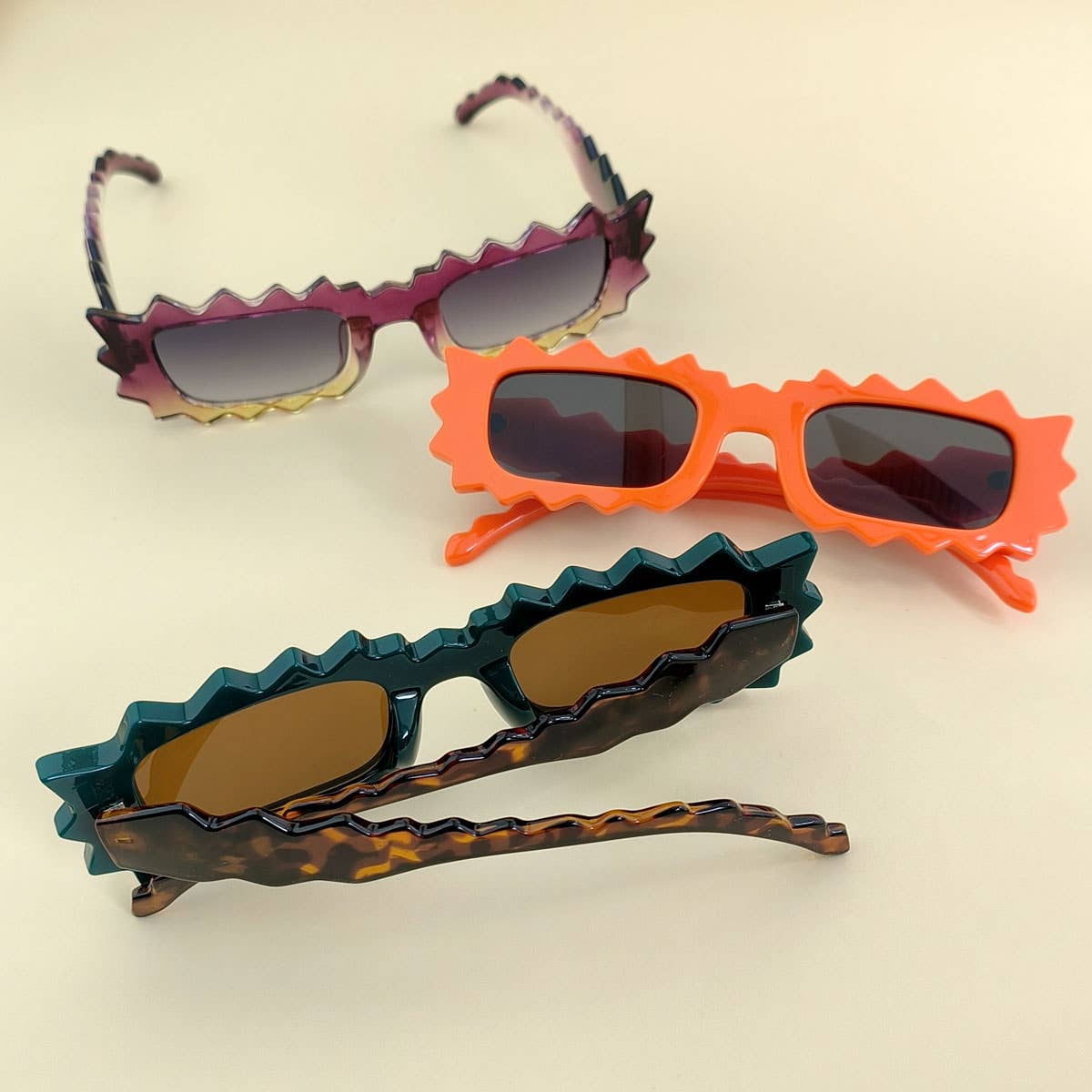 PERSONALIZED LACE IRREGULAR SUNGLASSES_CWASG0416