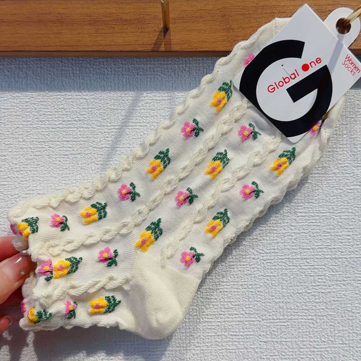 COMFORTABLE VERTICAL STRIPED COTTON SOCKS