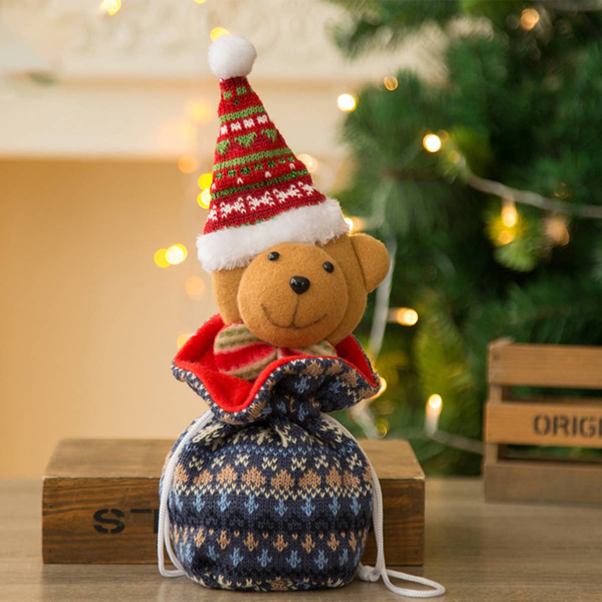 CWMM9347_CHRISTMAS EVE CHRISTMAS CANDY CREATIVE GIFT BAG