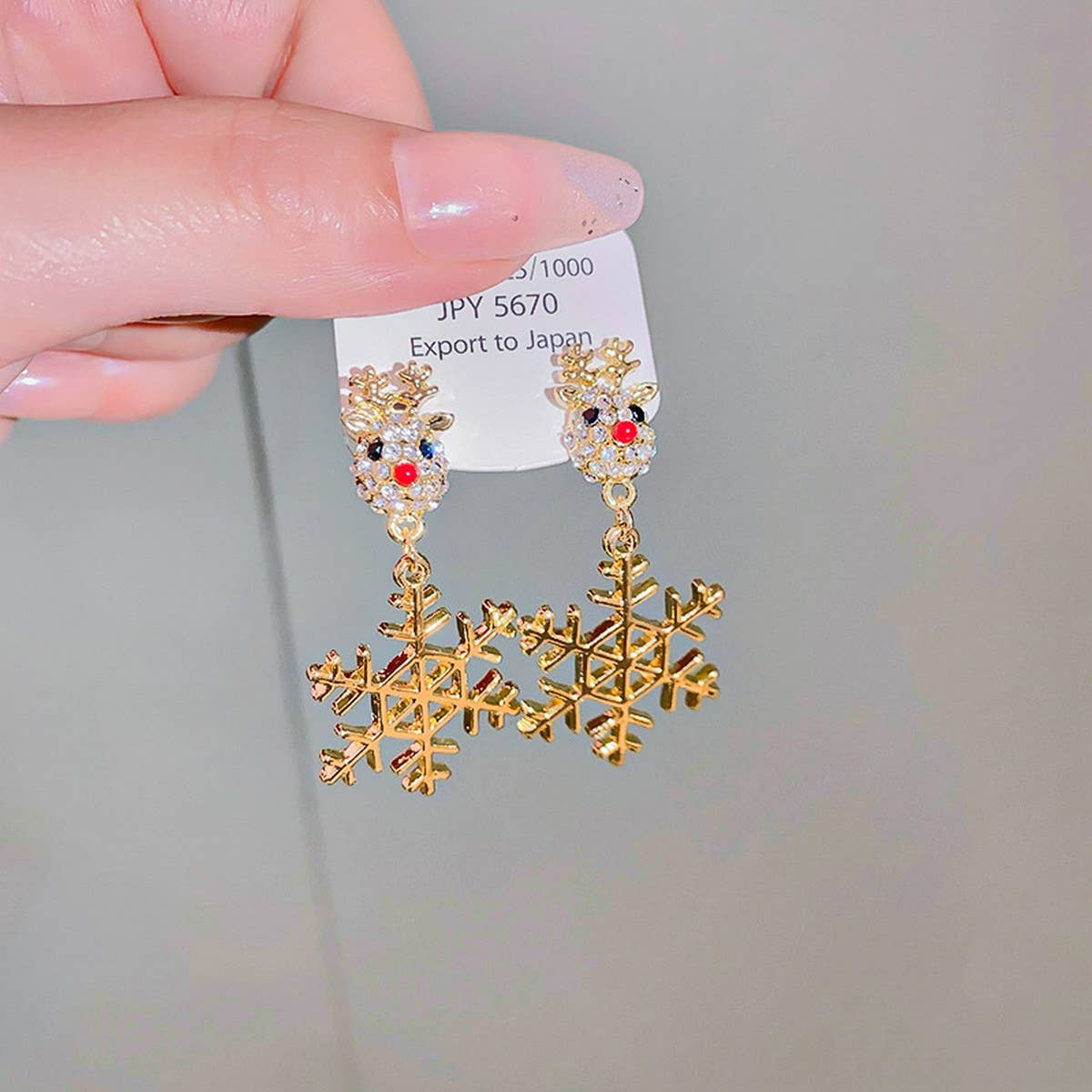 DIAMOND DEER HEAD SNOWFLAKE EARRINGS