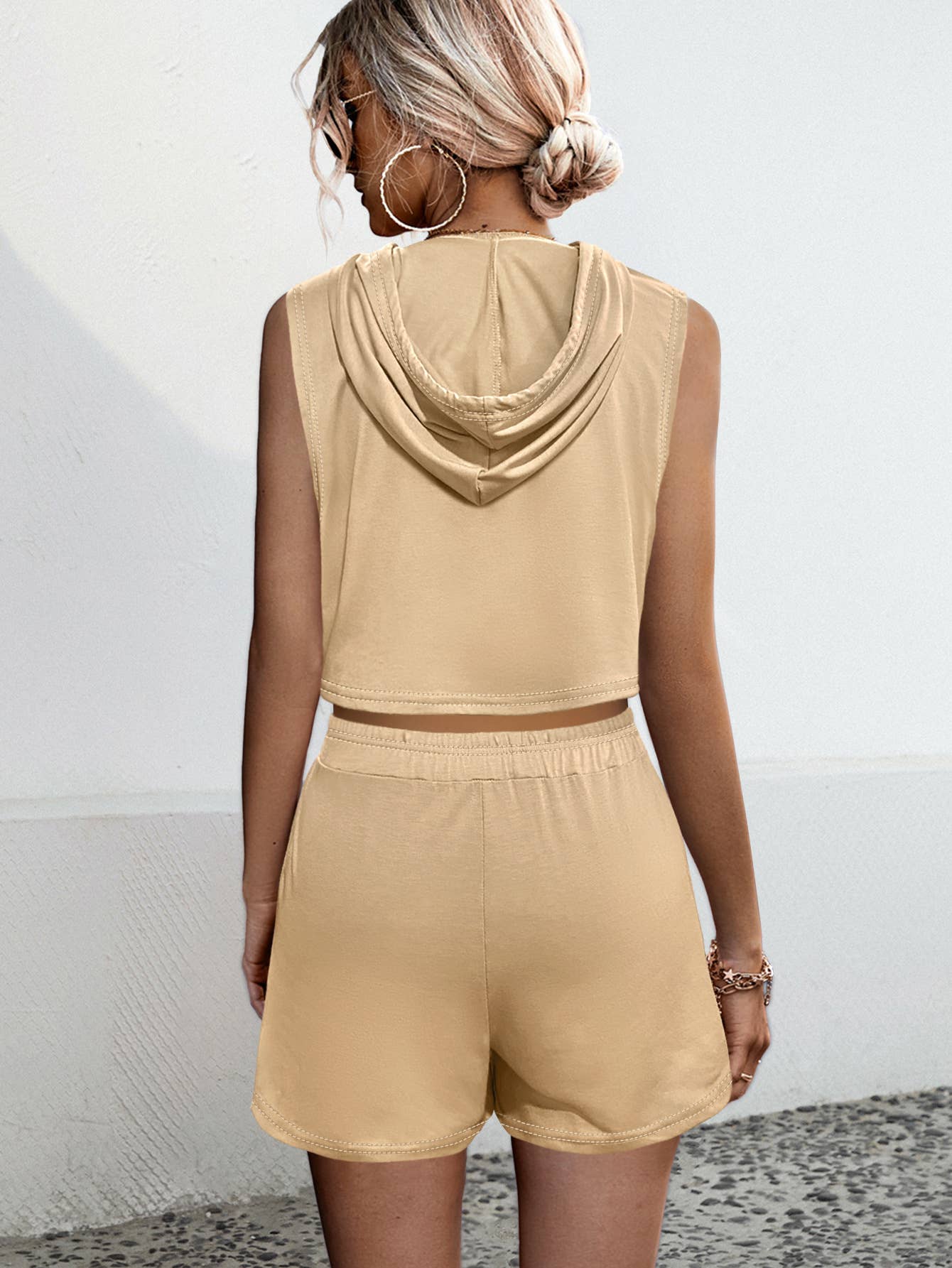 Hooded sleeveless lace-up casual tank shorts suit