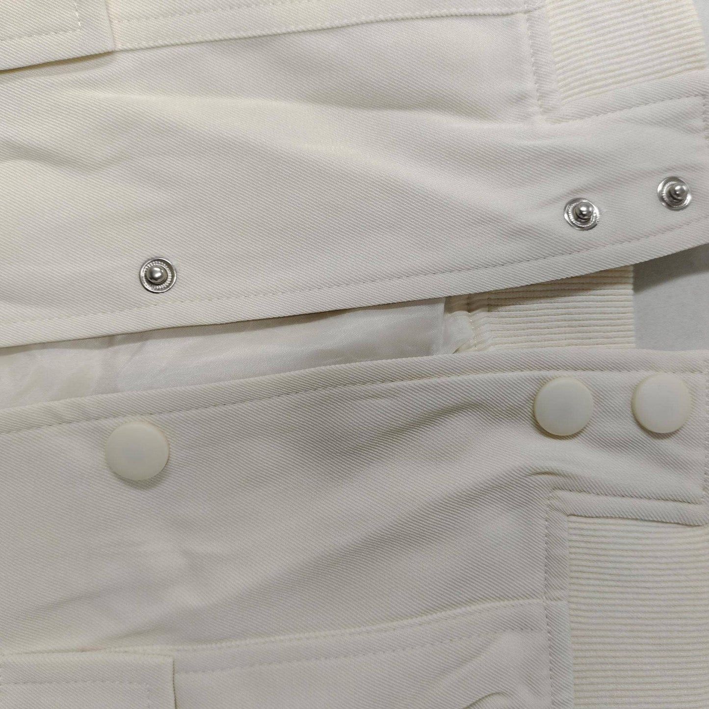 Round-neck single-breasted long-sleeved jacket