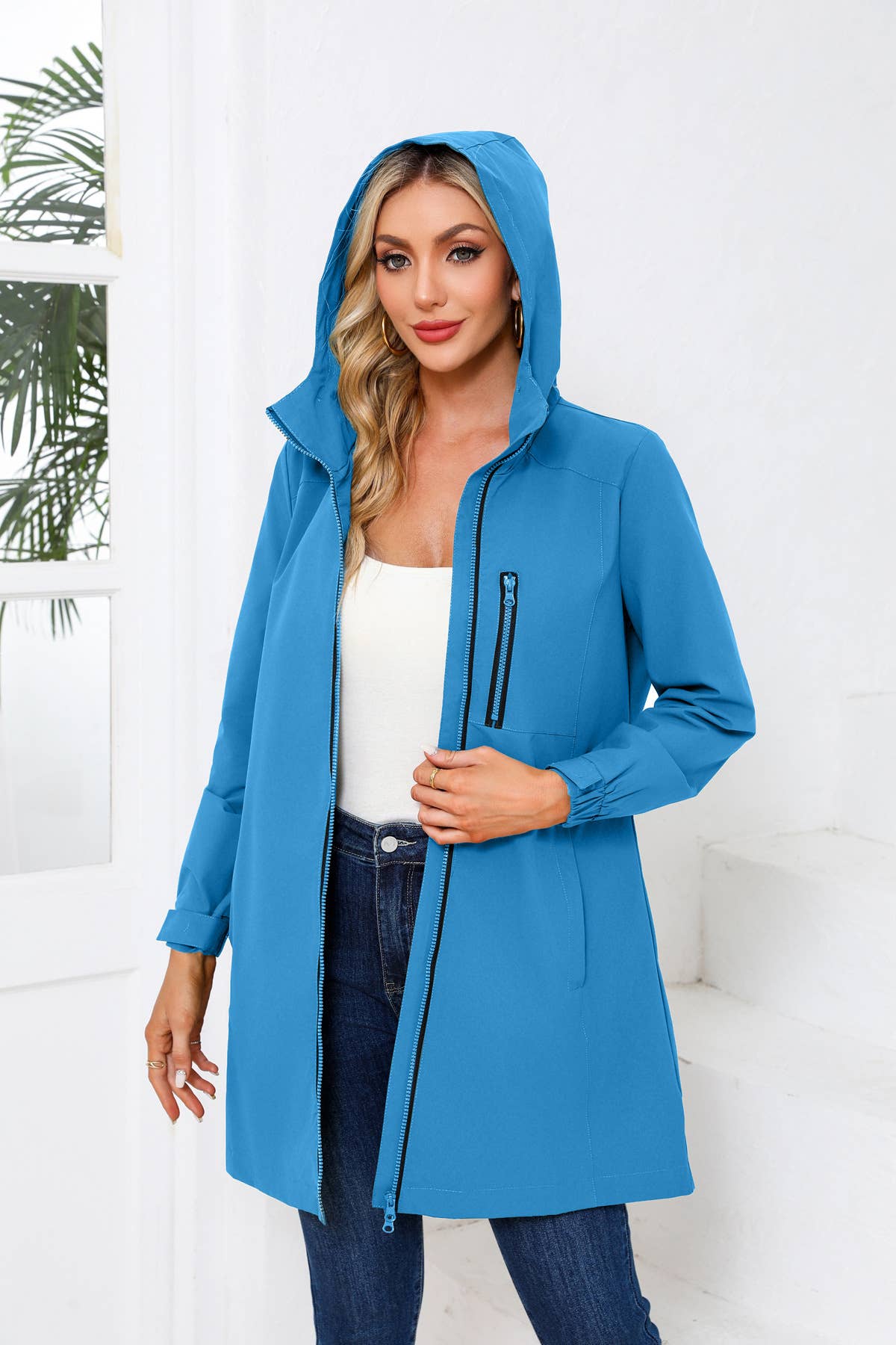 HOODED LONG-SLEEVED SPORTS TRENCH COAT