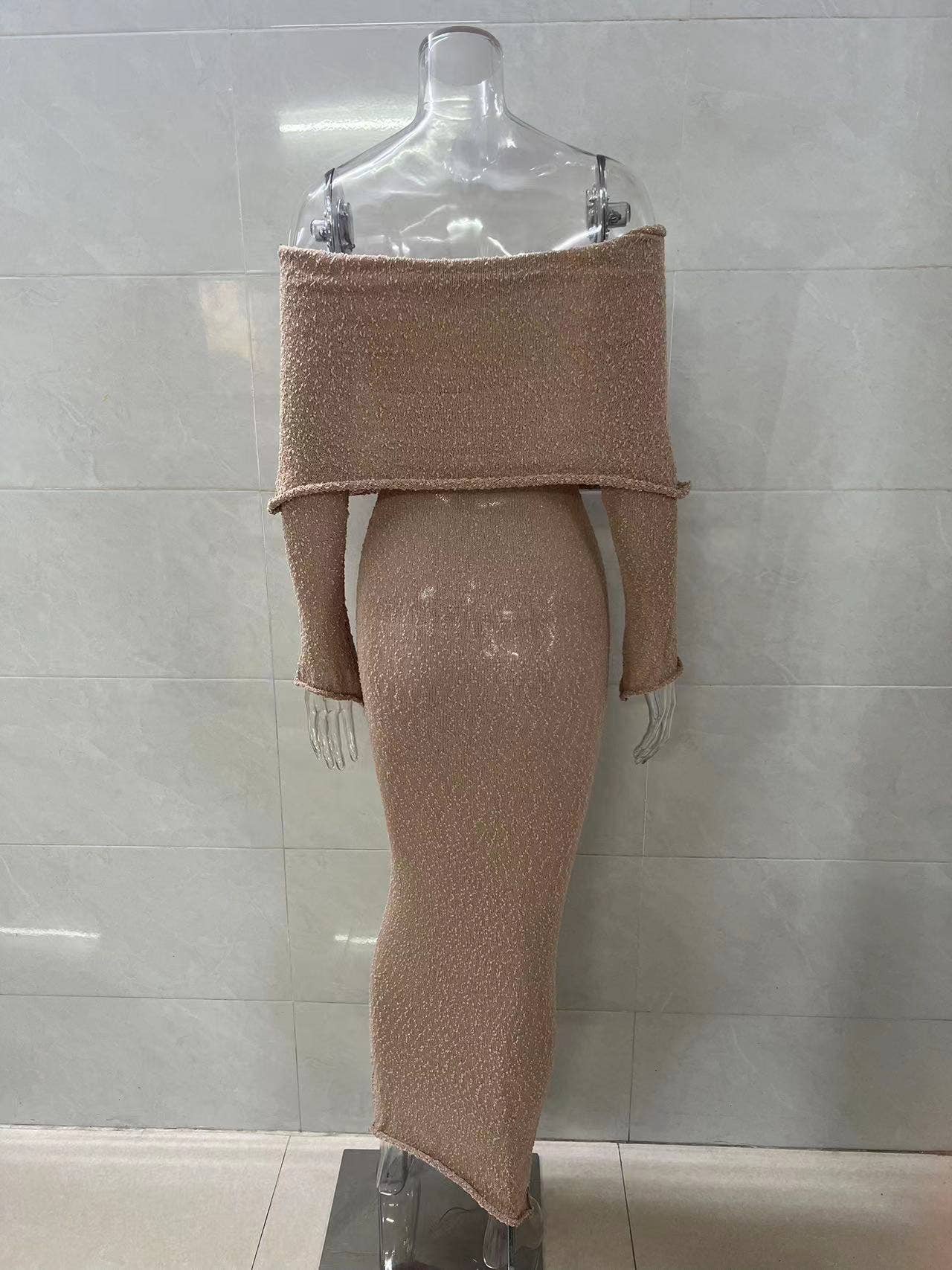 Long-sleeved knitted one-shoulder long dress