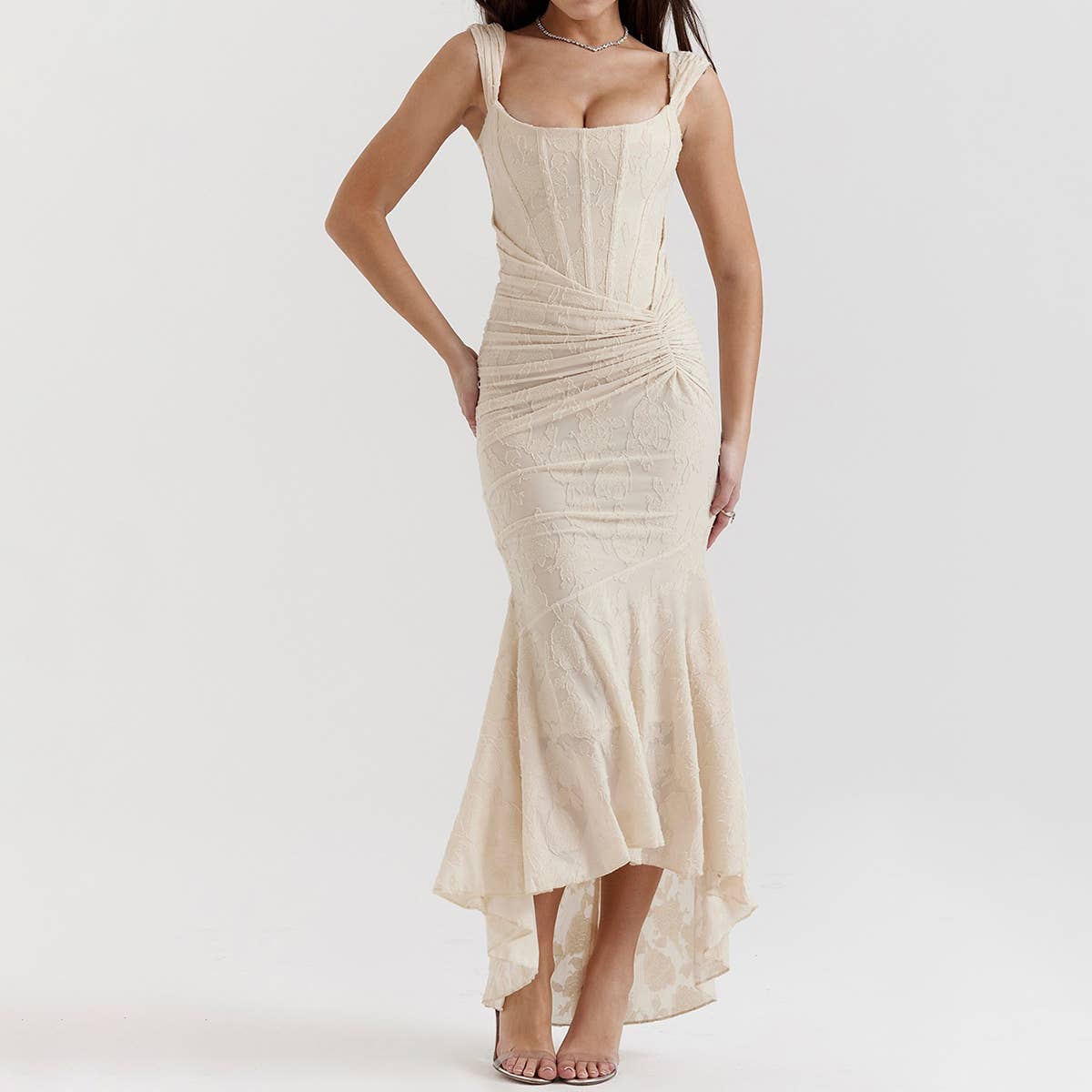 Fashion breastless fishbone wrapped hip dress