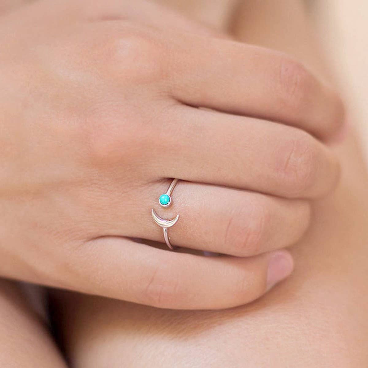 SIMPLE AND COOL MOON CREATIVE RING OPEN RING