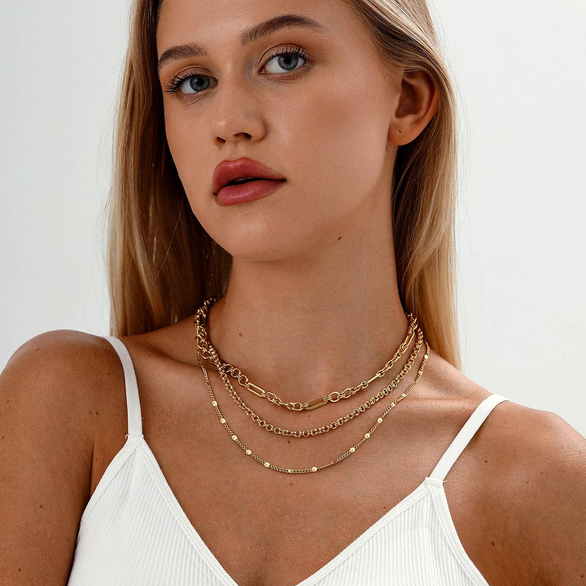 VINTAGE ELEGANT MULTI-LAYERED PAPERCLIP NECKLACE