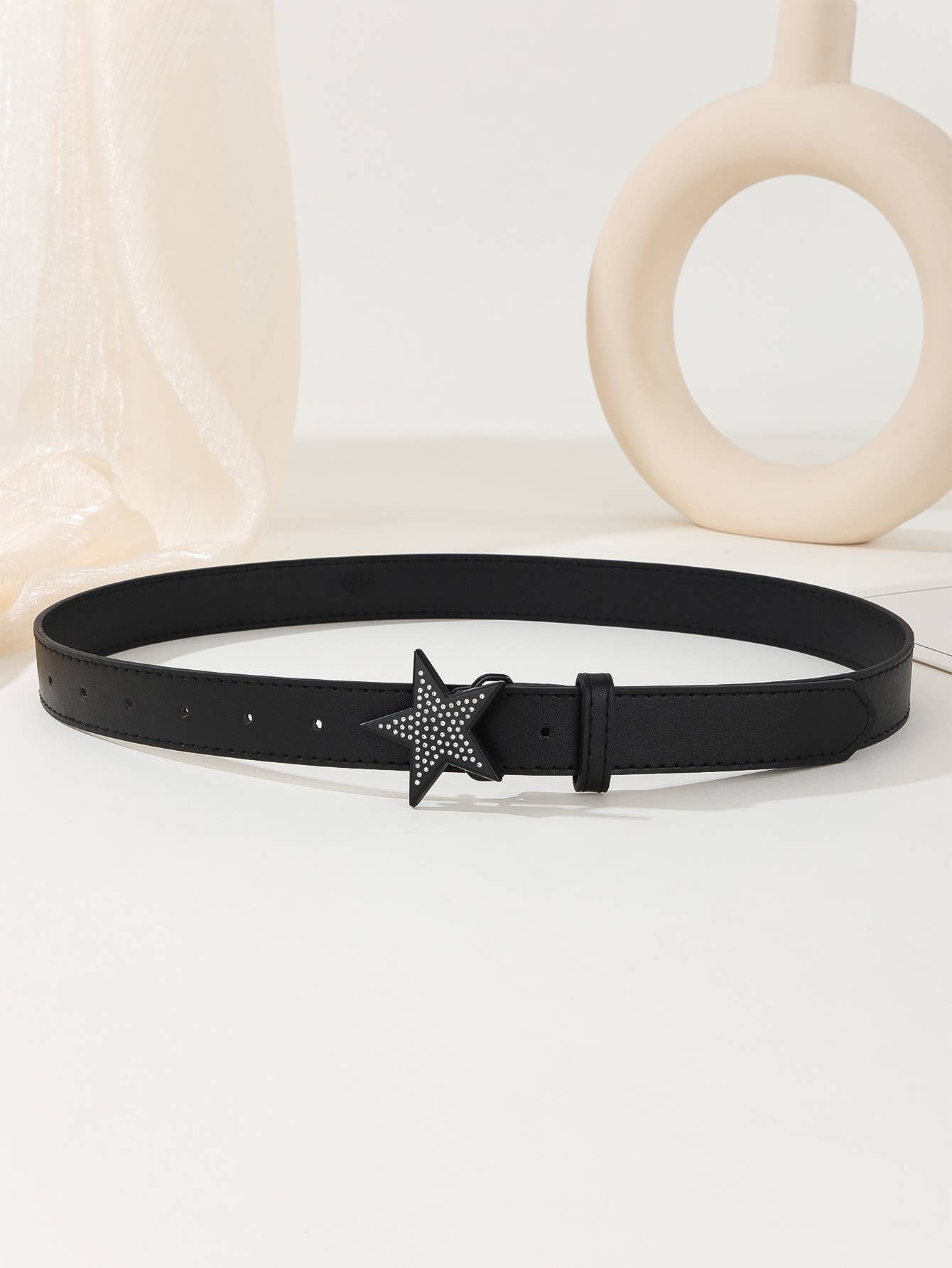 Simple and versatile star-buttoned trendy belt