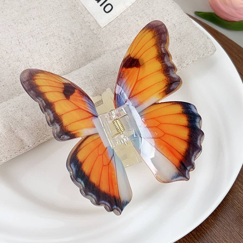 French elegant and refined butterfly gripper