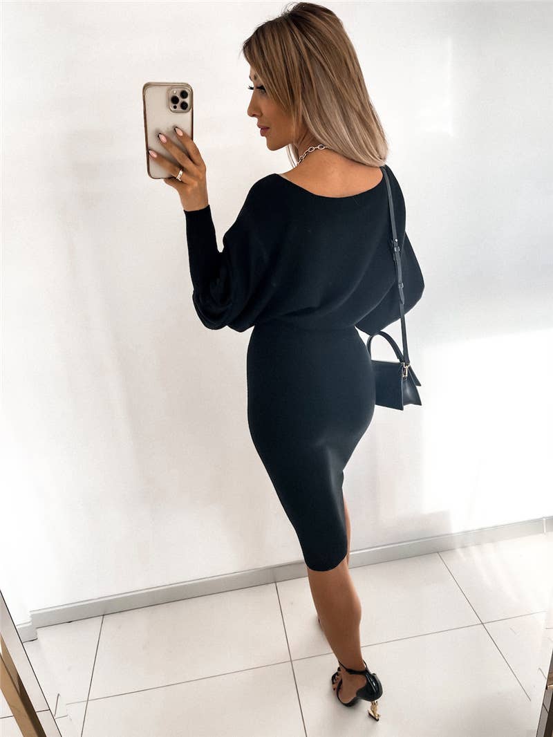 ETHOS ONE-LINE NECK KNITTED SOLID COLOR DRESS