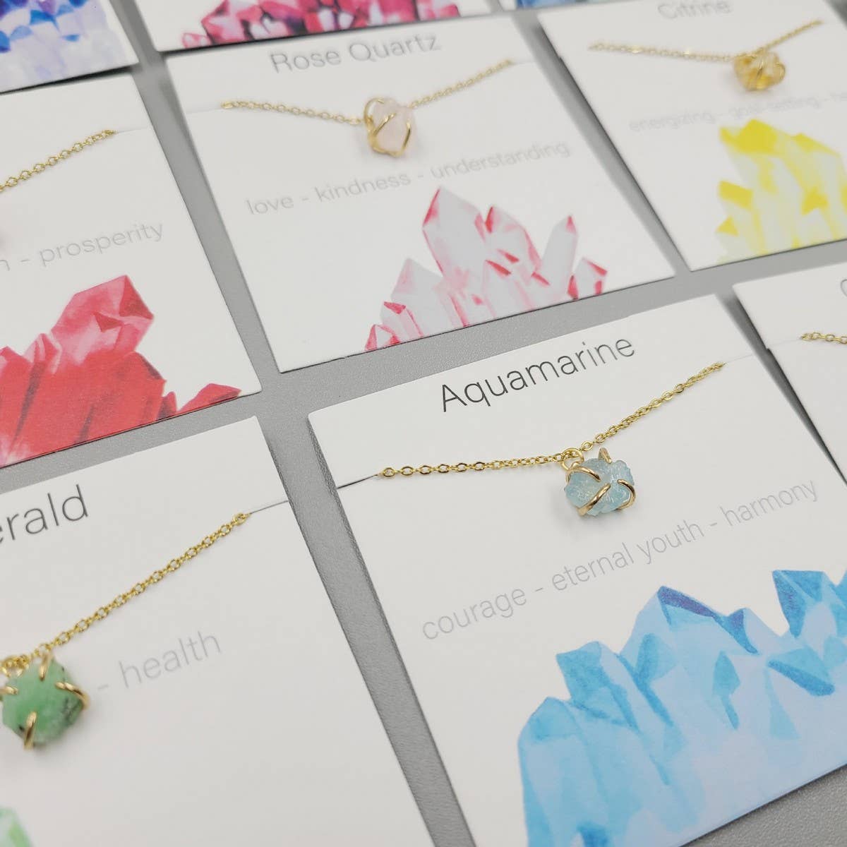 IRREGULAR FOUR CLAW NATURAL STONE NECKLACE