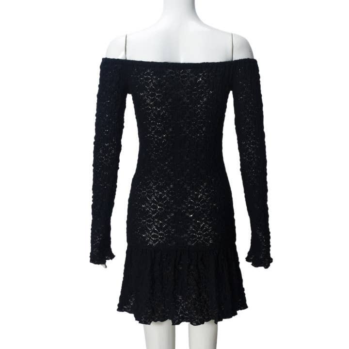 One-neck fitted long-sleeved ruffled dress