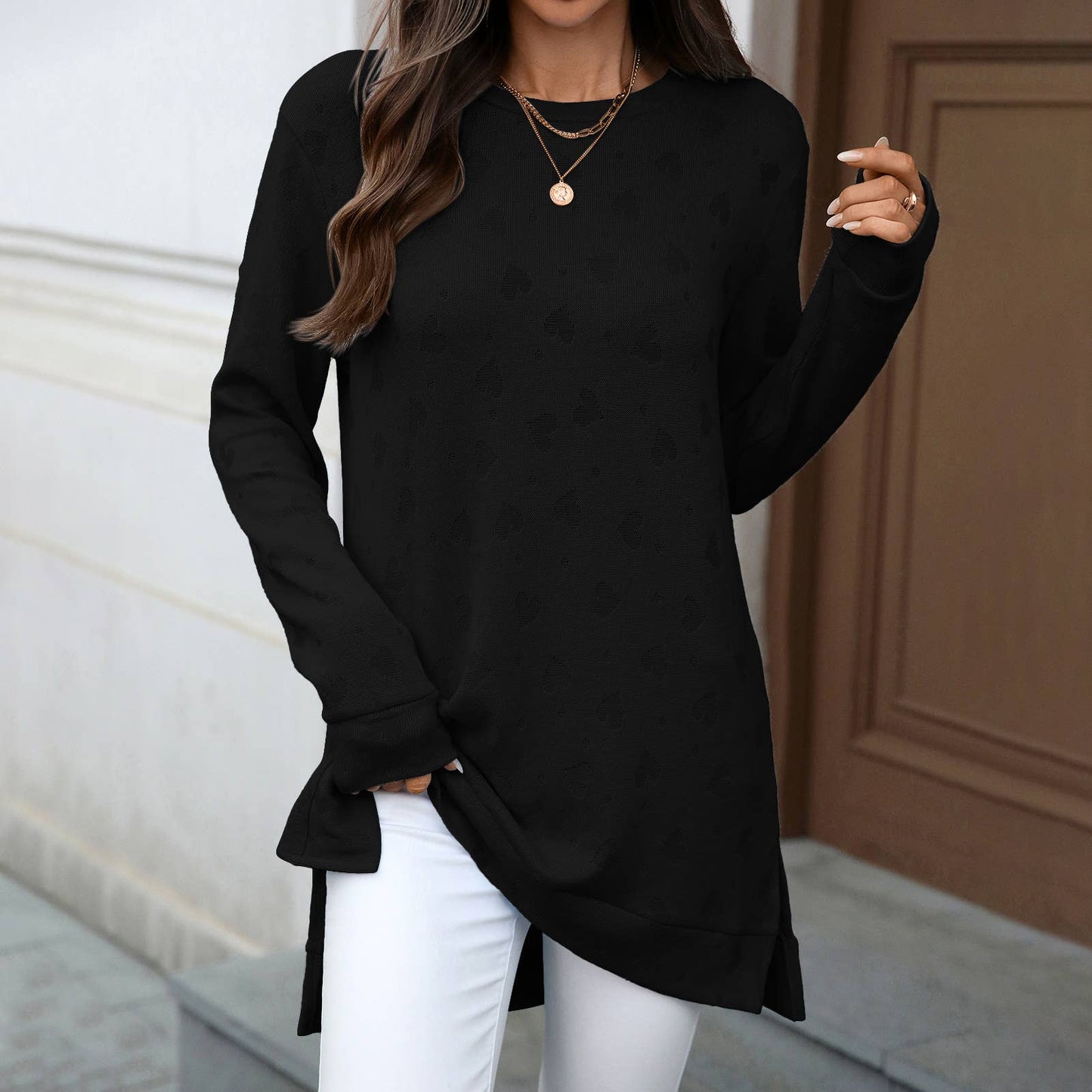 Solid-color round-neck long-sleeved slit T-shirt