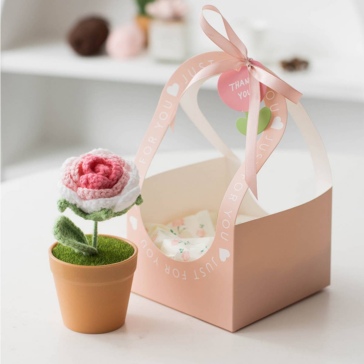 CWMM9272_HANDMADE CROCHETED BOUQUET GIFT SUNFLOWER POT