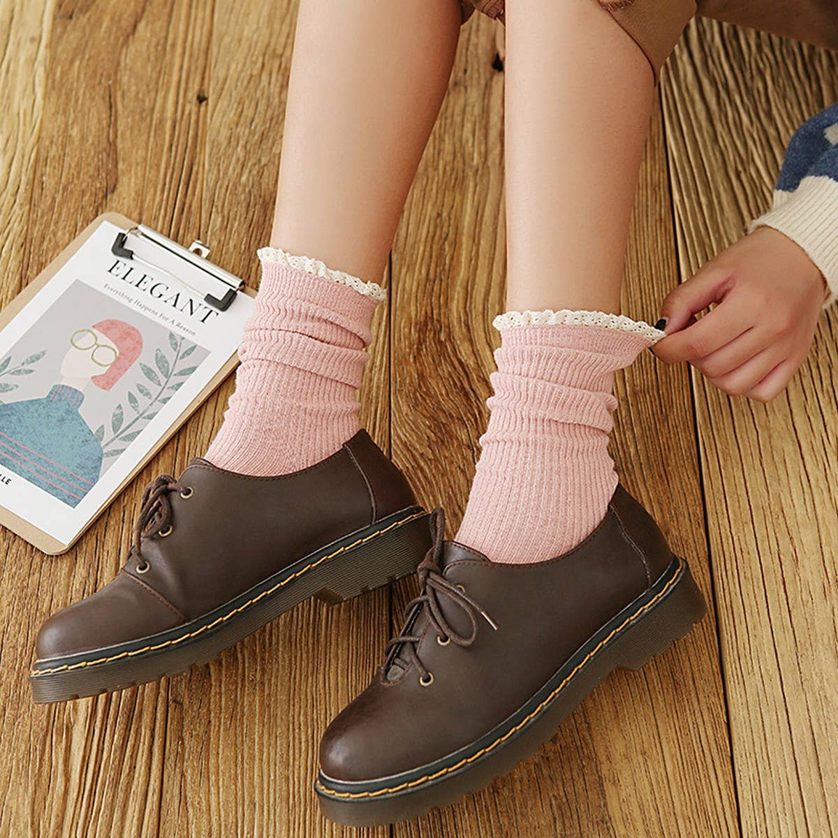 AUTUMN AND WINTER STRIPED LACE WOMEN'S SOCKS_CWMS0994