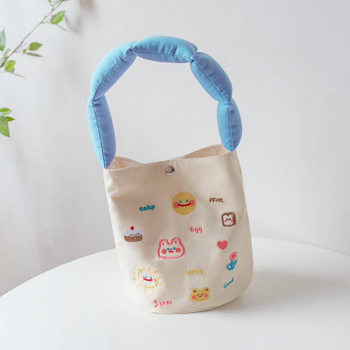 Original Embroidered Canvas Tote Bag for Girls_CWAB5590