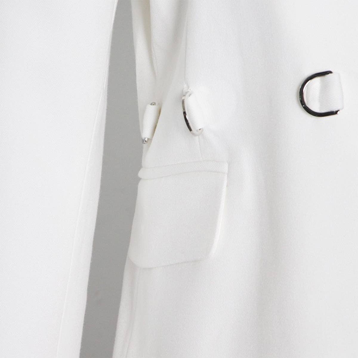 Elegant Belted Blazer ? Slim Vintage Fit