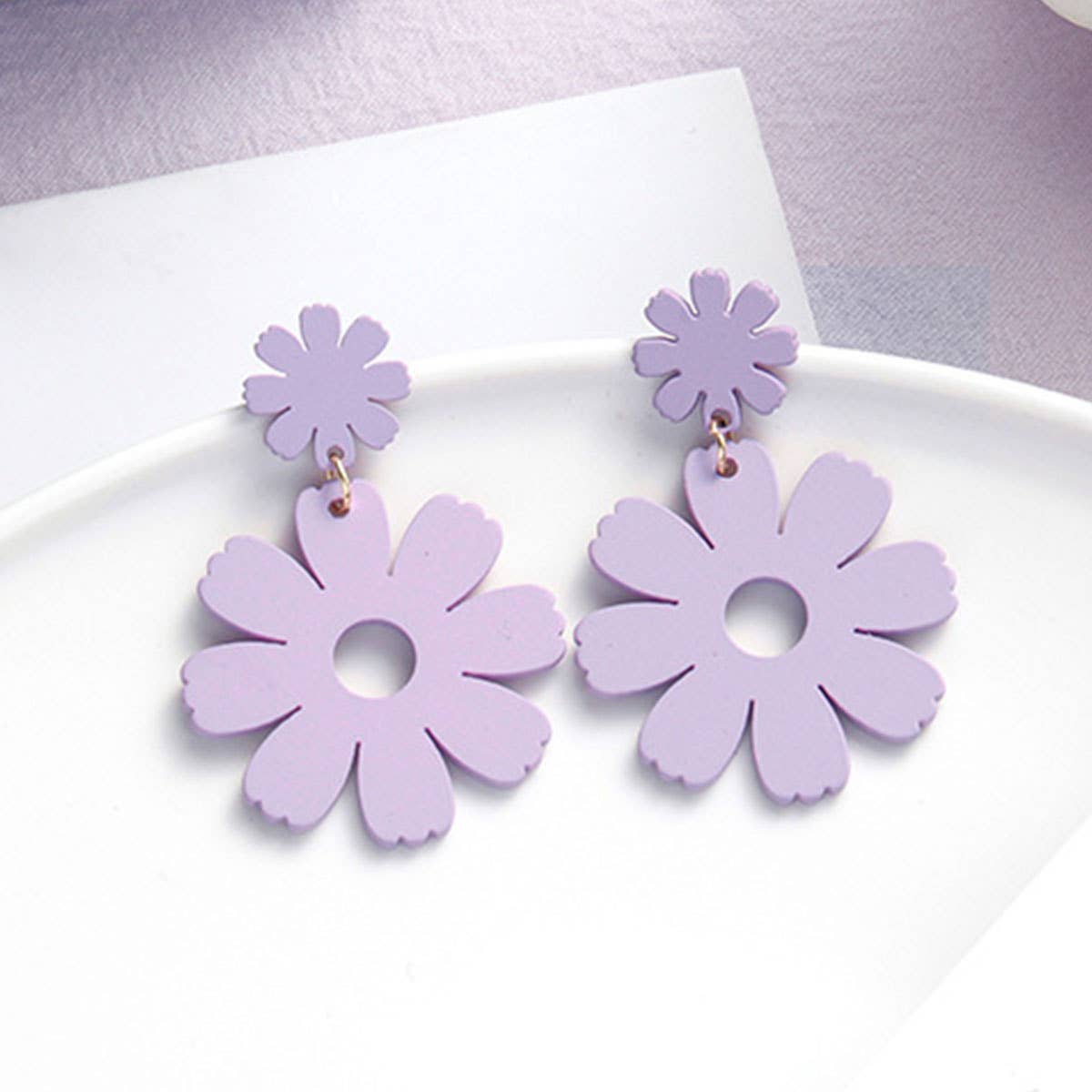 Purple simple and fresh floral stud earrings