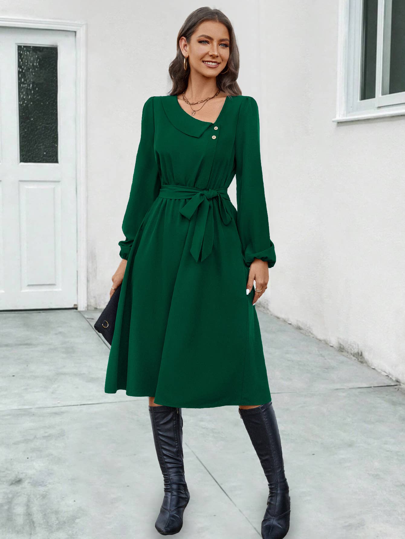 LONG-SLEEVED DRESS WITH IRREGULAR COLLAR