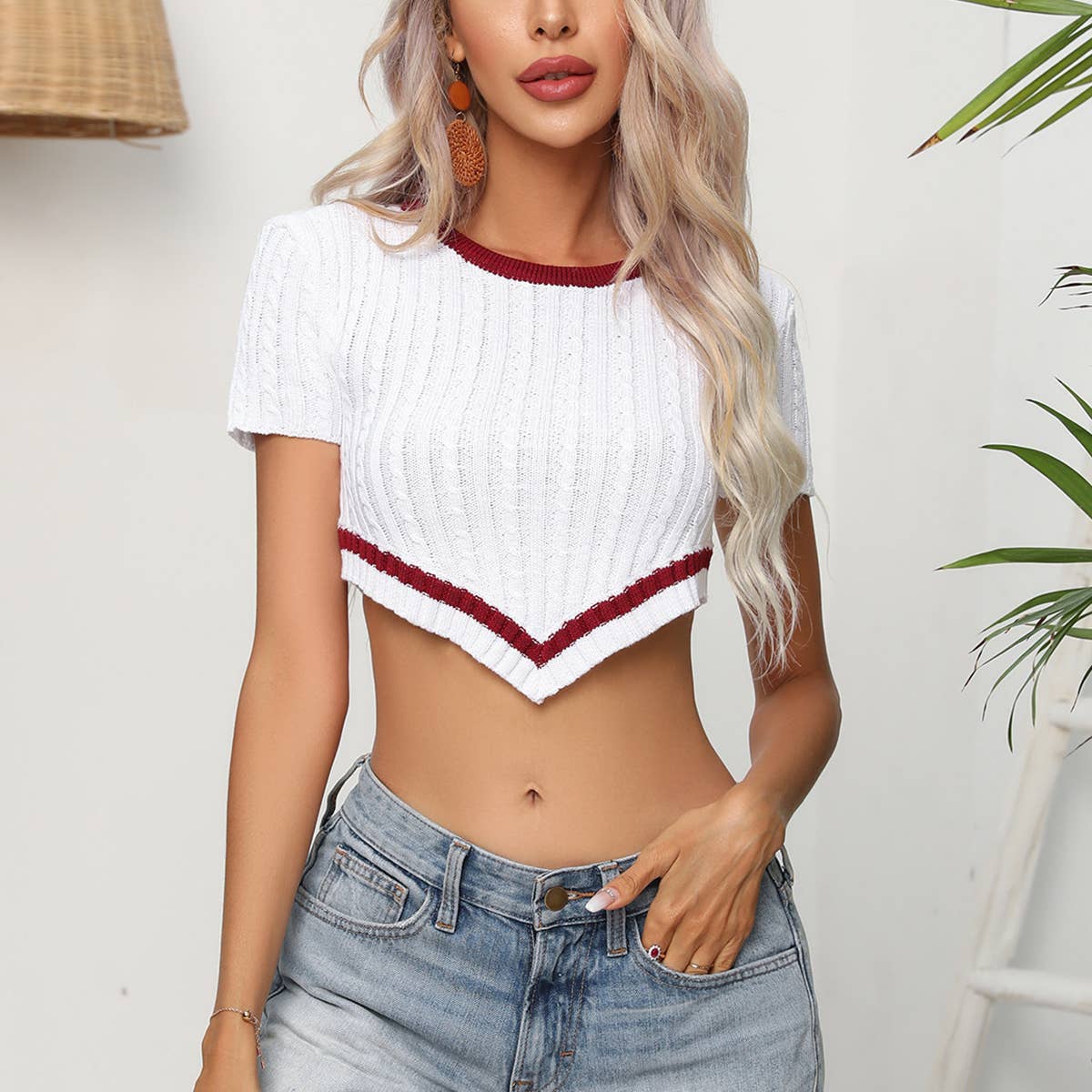Twist twist crop knit blouse