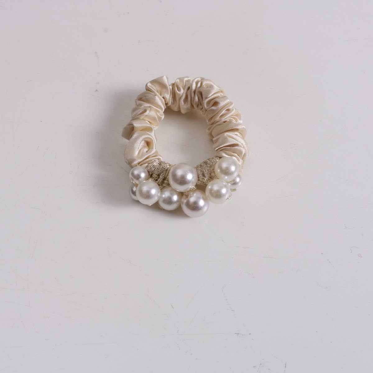Elegant Pearl Scrunchie Simple Cute New Hair Tie