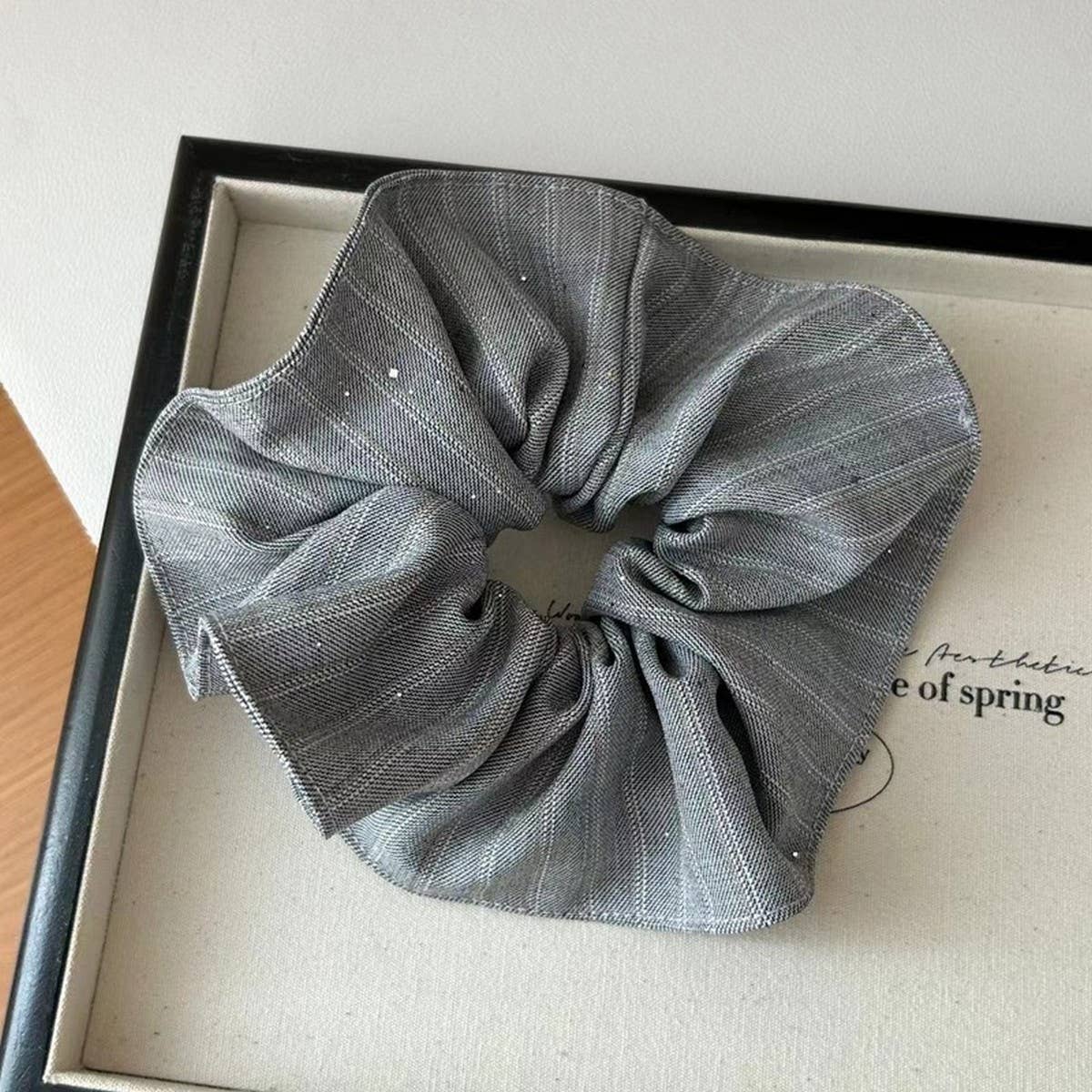 SHINING STRIPED STRIPED COW HAIR SCRUNCHIES