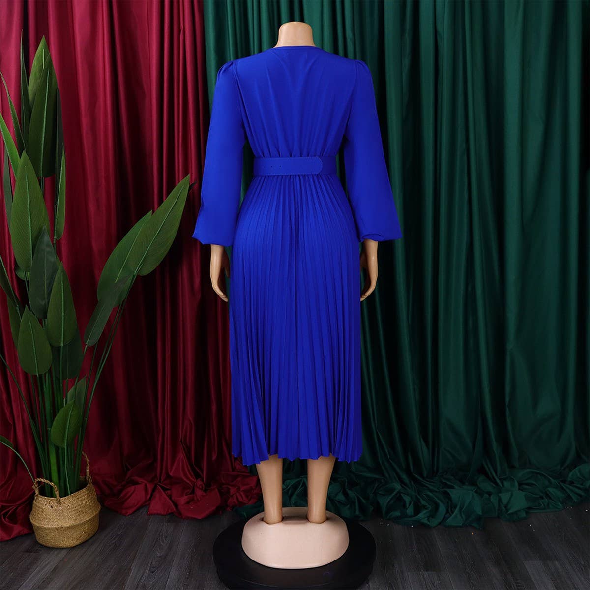 FASHION LONG SLEEVE V-NECK PLEATED MIDI DRESS_CWDMD3669