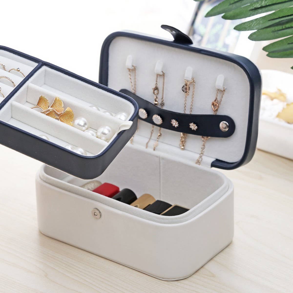 CUTE BUTTON TRAVEL JEWELRY STORAGE BAG