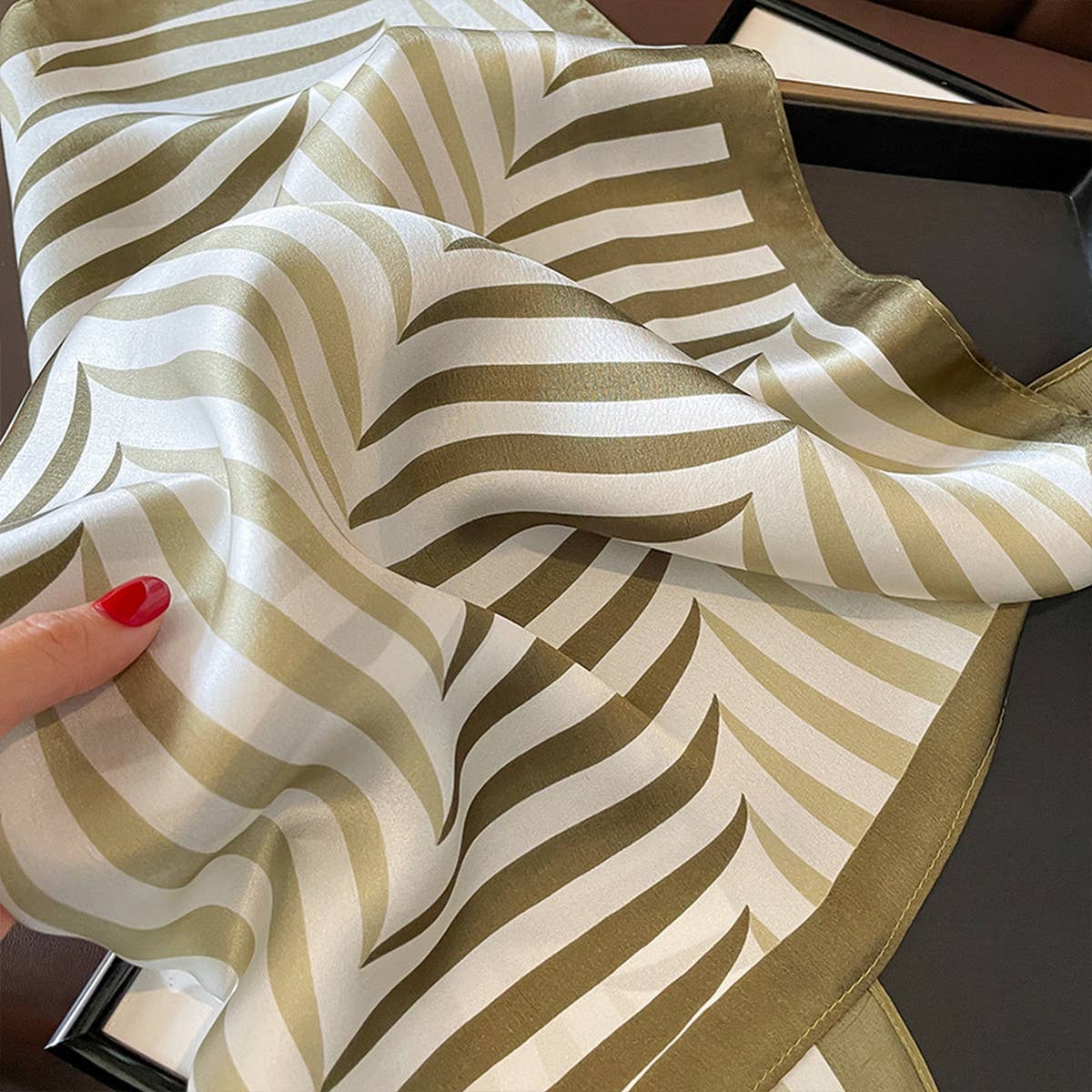 STYLISH STRIPED BOHEMIAN SQUARE SCARF_CWASC0631