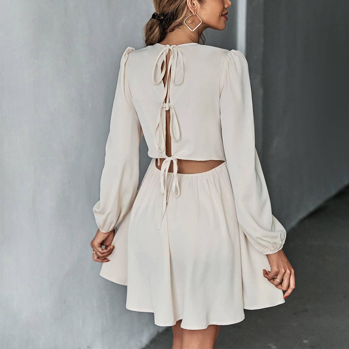 SWEET WAISTED A LINE HALTER LONG SLEEVE DRESS_CWDSD3251