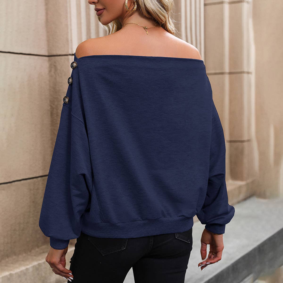 SOLID COLOR LINE NECK OFF-THE-SHOULDER HOODIE