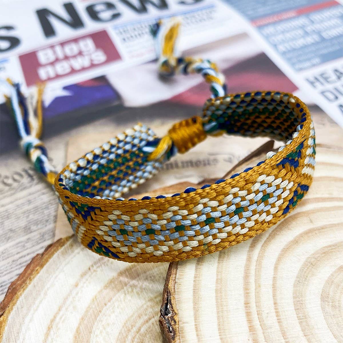 CWAJE4569_VINTAGE HAND-WOVEN EMBROIDERED TASSEL BRACELET