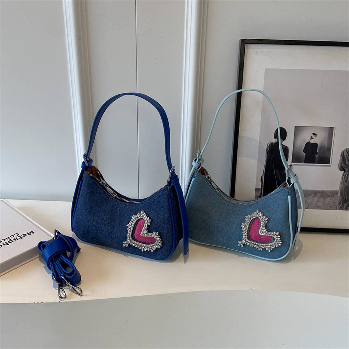 WOMEN HEART RHINESTONE ARMPIT BAG_CWAB1593