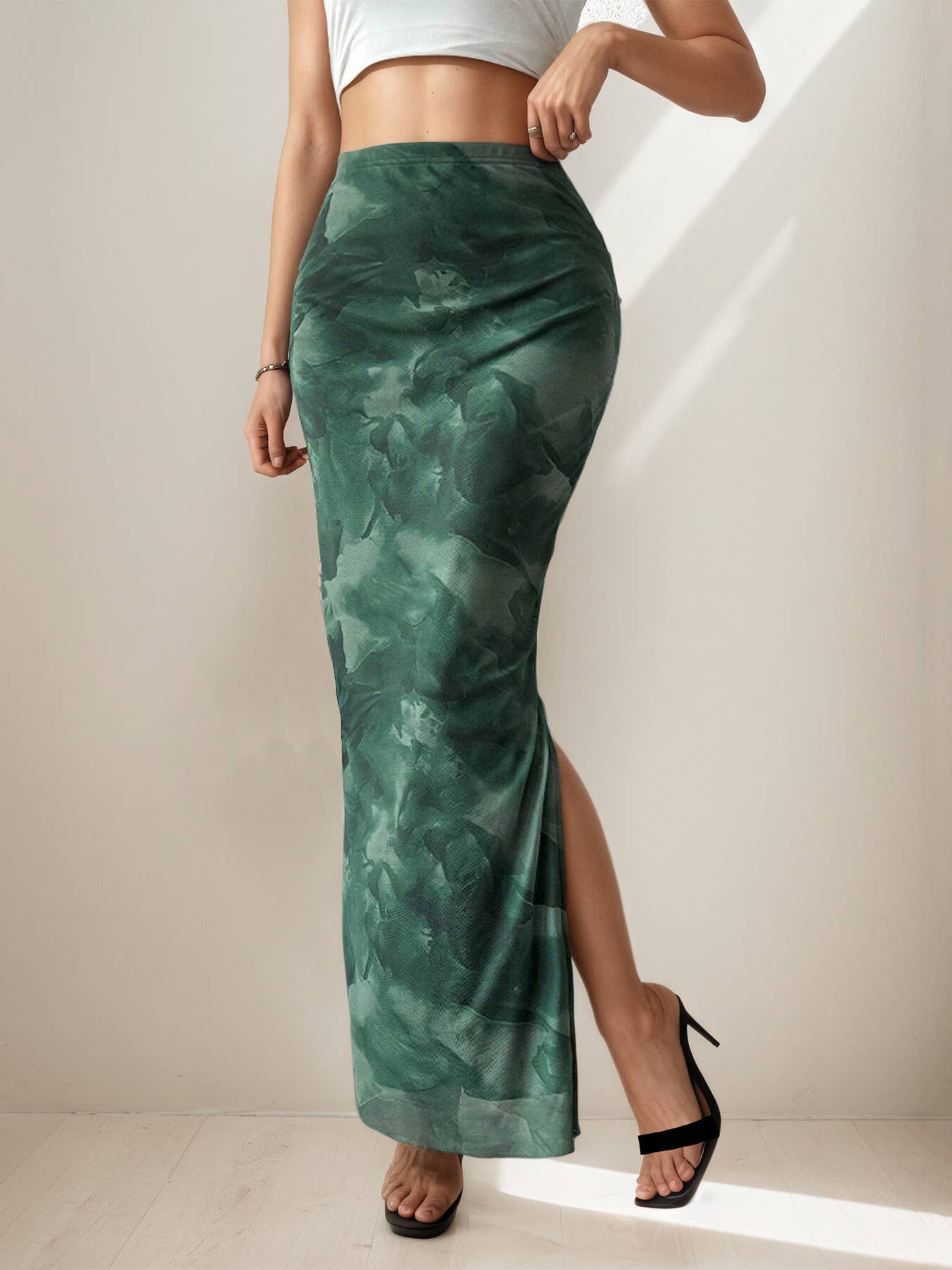 Sexy side-slit fashionable printed skirt